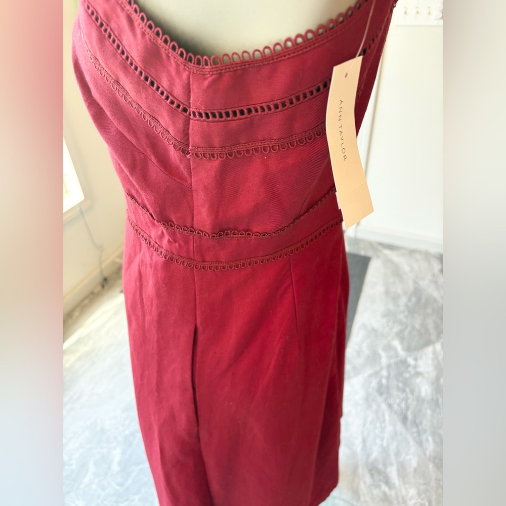 Elegant Cranberry Red Sleeveless Midi Dress - Picture 2 of 14